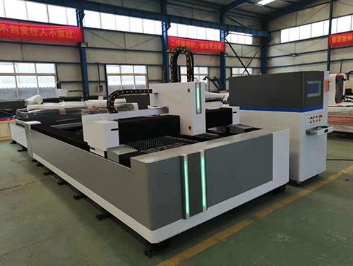 光纖激光切割機(jī)是怎樣工作切割的呢？